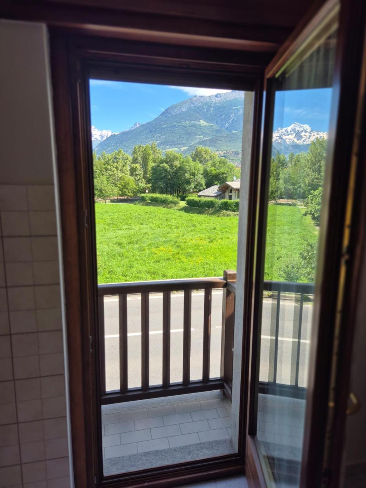 Ospitalita, Natura, Sport A Due Passi Da Aosta Luaran gambar