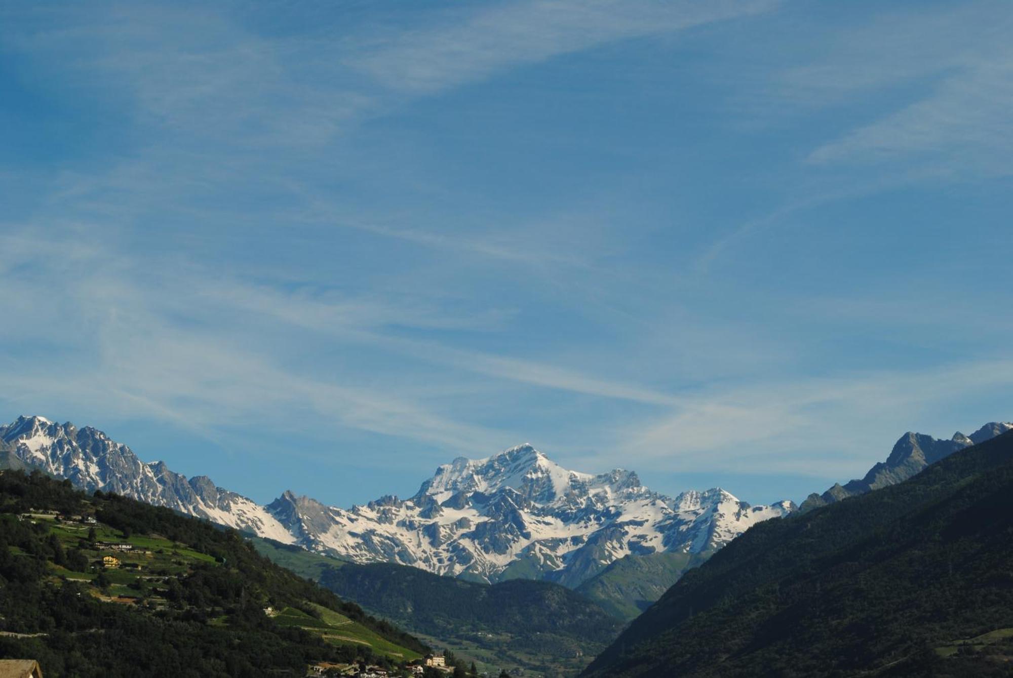 Ospitalita, Natura, Sport A Due Passi Da Aosta Luaran gambar